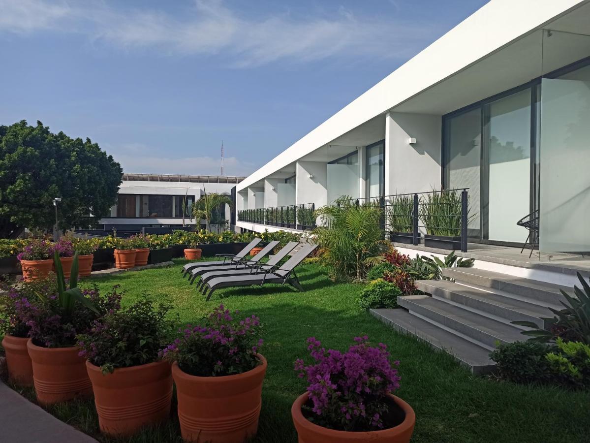 Villa Internacional Hotel & Club Cuernavaca Exterior foto